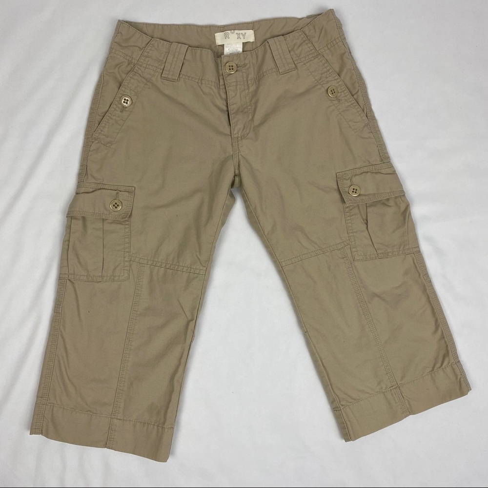 Roxy Khaki Cargo Capri Pants 🟡